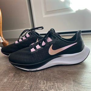 Nike Air Zoom Pegasus 37